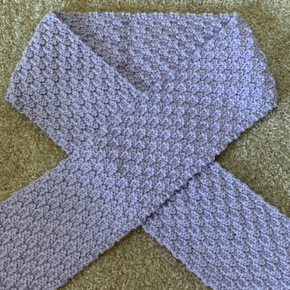 Handmade Lilac Knit Scarf - Picture 2 of 3